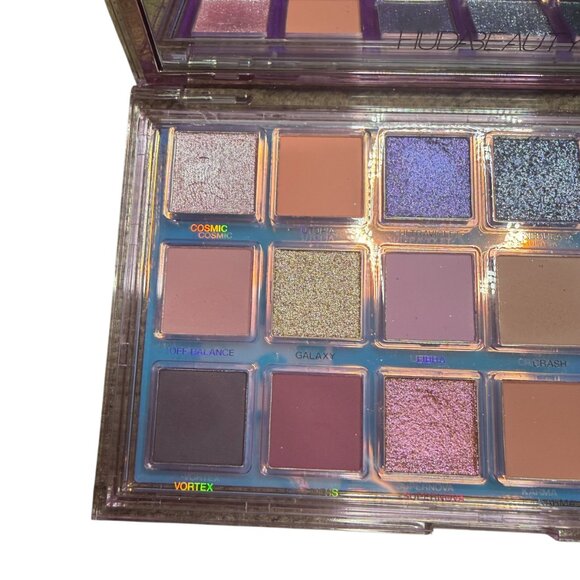 Huda Beauty Mercury Retrograde Eyeshadow Palette Discontinued - Picture 3 of 5